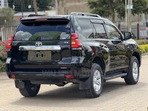 Toyota Land Cruiser Prado 2.7 2019 Black