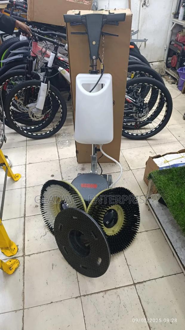 Best Astramilano Floor Scrubber Machine - main view