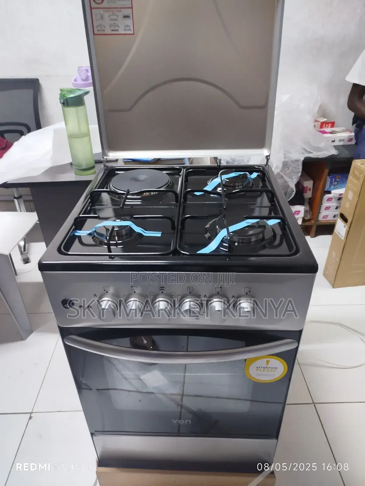 Von Standing Cooker 50×50cm 3 Gas +1 Electric