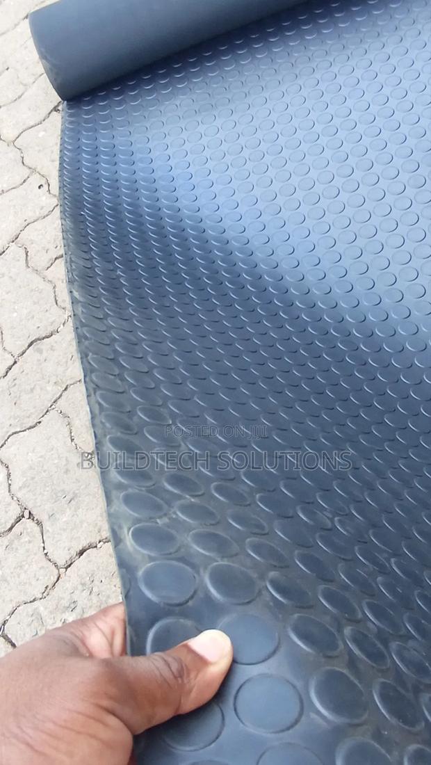 Restud Rubber Coin Matting Black