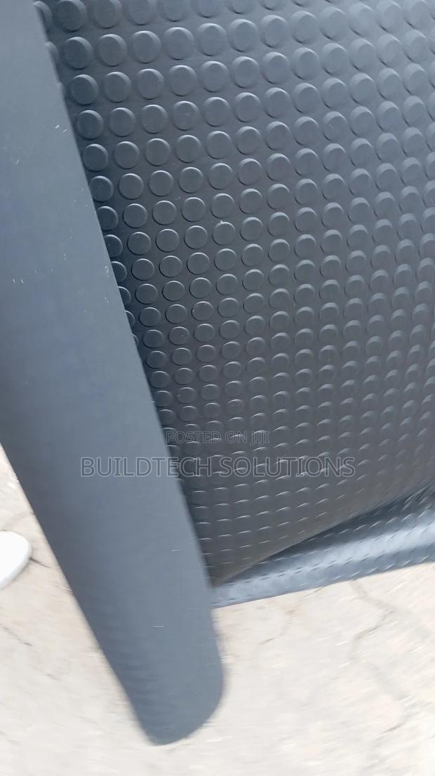 Black Rubber Mat - main view