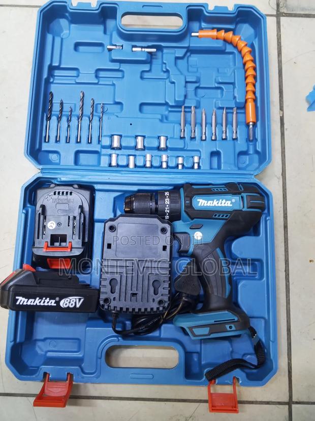 Cordless Makita Drill 88volts Battery