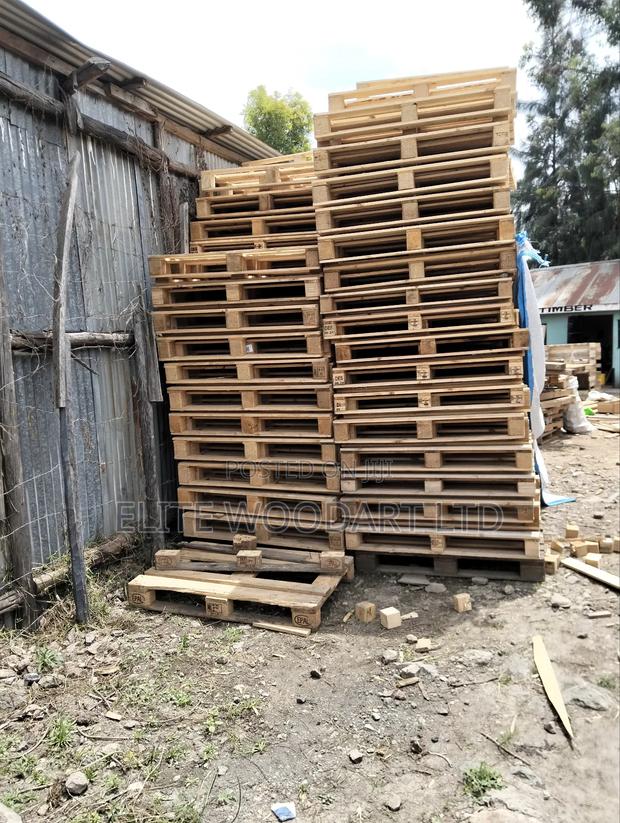 Clean Wooden Pallets - main view