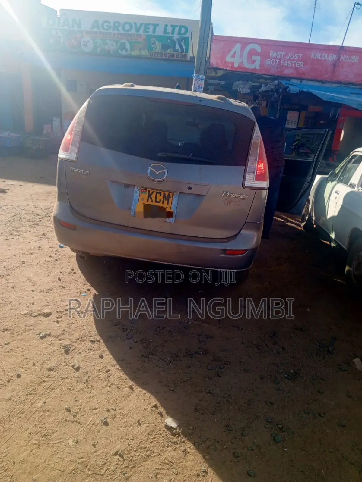 Mazda Premacy 2012 Silver