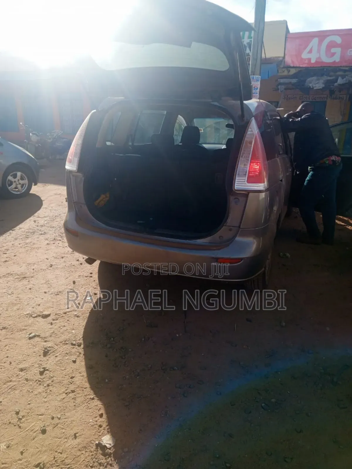 Mazda Premacy 2012 Silver