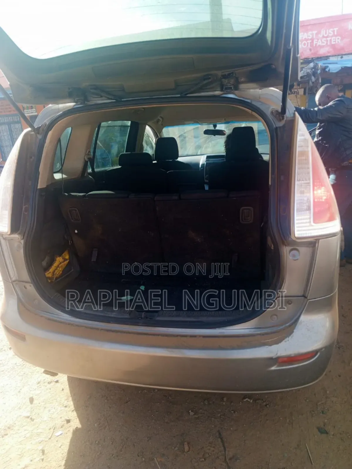 Mazda Premacy 2012 Silver