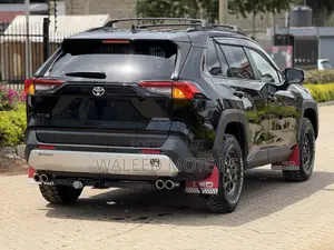 Toyota RAV4 Adventure 2019 Black