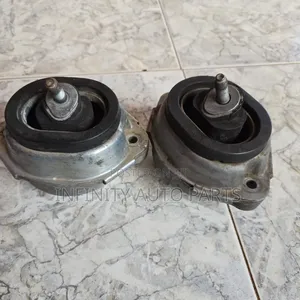 BMW X3 Engine Mount.
