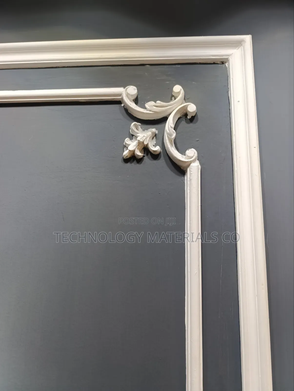 Elegant Wainscoting Corner Detail