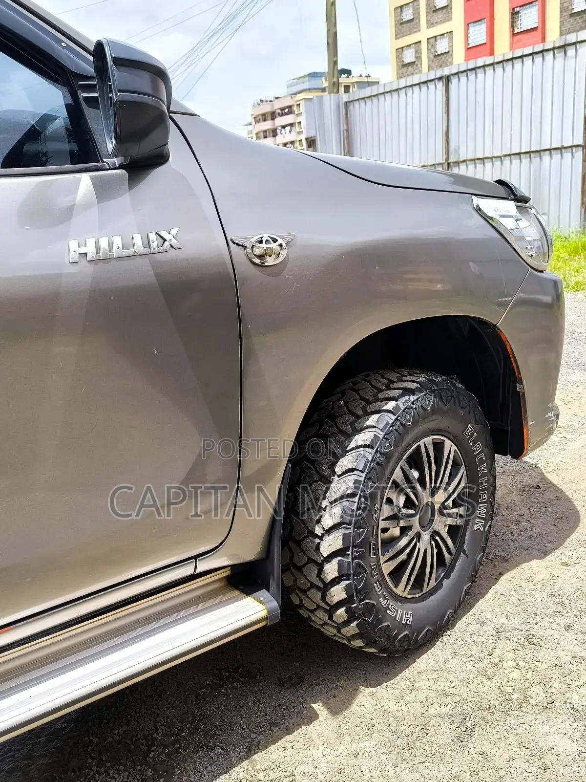 Toyota Hilux 2015 Gray