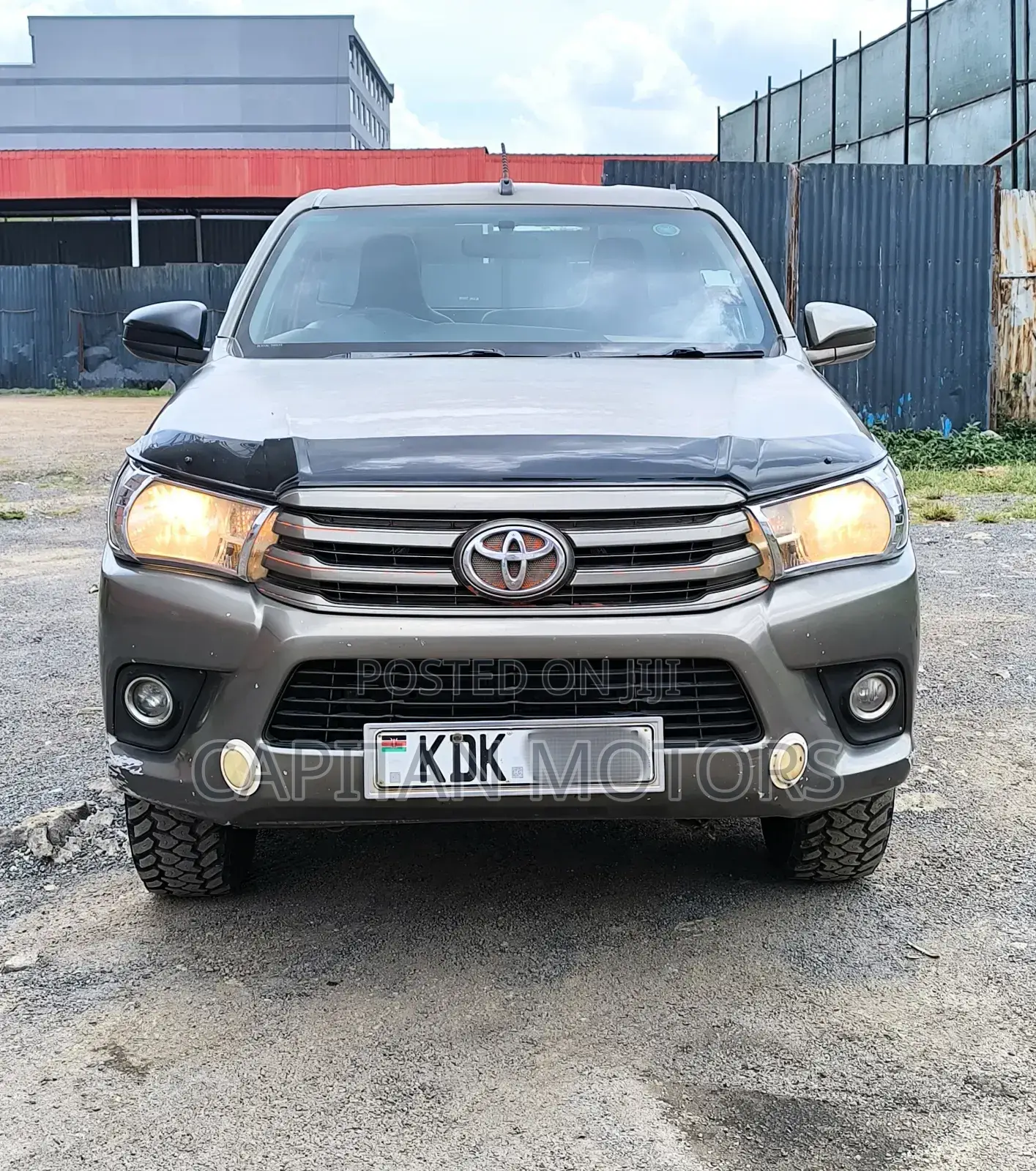 Toyota Hilux 2015 Gray