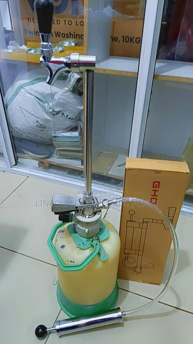 Hand Pumping Keg Pumps - thumbnail 3