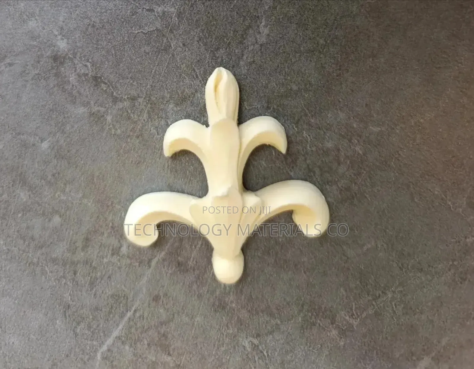 Ornate Corner Applique for Wainscoting Panel Corner Designs