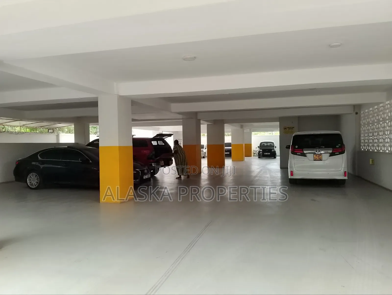 3bdrm Apartment in Nyali Estate for sale