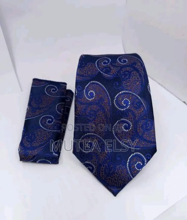 Navyblue Furschia Executive Paisley Tie Sets - thumbnail 3