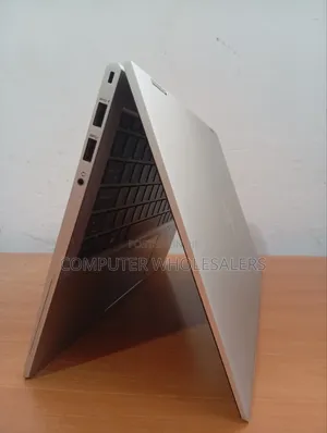 Laptop HP EliteBook 830 G8 16GB Intel Core I5 SSD 256GB