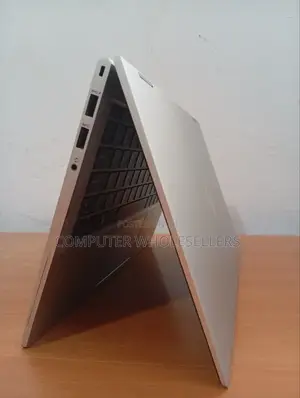 Laptop HP EliteBook 830 G8 16GB Intel Core I5 SSD 256GB