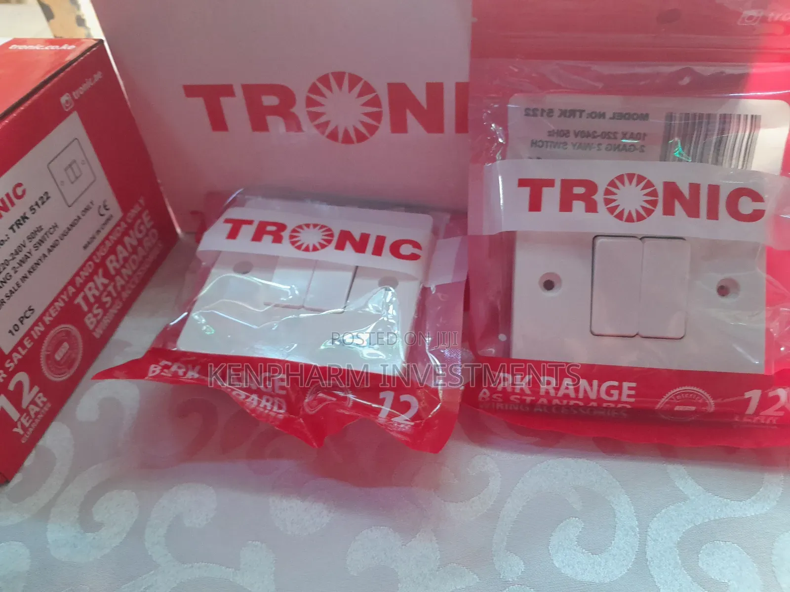 2 Gang 2 Way Switch Tronic Brand:Trs203