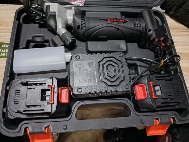 Cordless Sheep Sheers/ Animal Clipper Toolkit - thumbnail 4