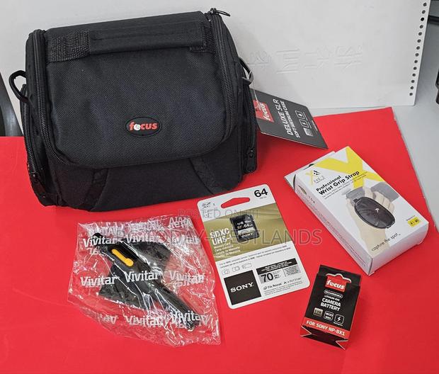 Sony DSC-H400 20.1mp 63x Zoom Digital Camera Bundle - thumbnail 4