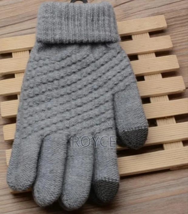 Touchscreen Winter Gloves - thumbnail 3