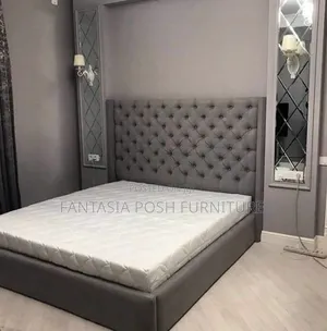 5*6 Posh Chester Bed in Button Tufting With Washable Fabric