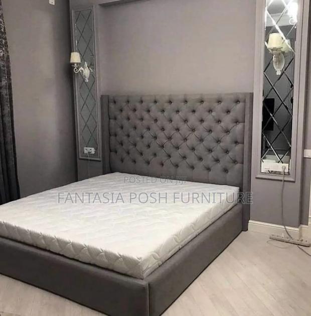 5*6 Posh Chester Bed in Button Tufting With Washable Fabric