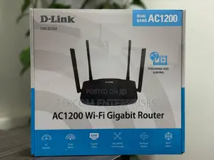 D-Link Wireless Ac1200 Dual-Band Gigabit Router Dir-825m