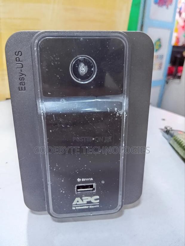 Apc Easy Ups BVX 700va, 230v, Avr, Usb Charging,Universal So - thumbnail 4