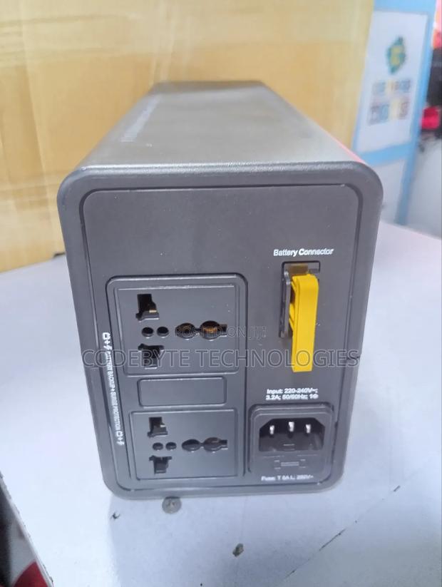 Apc Easy Ups BVX 700va, 230v, Avr, Usb Charging,Universal So - thumbnail 3