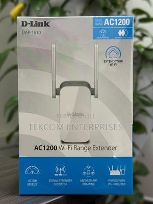 D-Link Dap-1610 Ac1200 Wifi Range Extender - main view