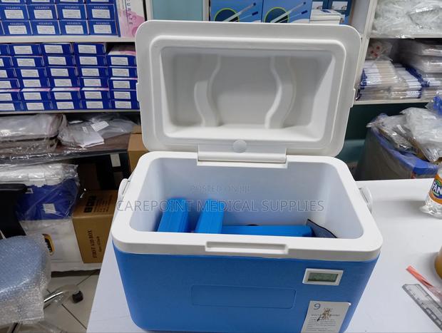 Vaccine Carrier 9 Litres