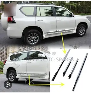Toyota Prado Land Cruiser 200 Series Body Moulding