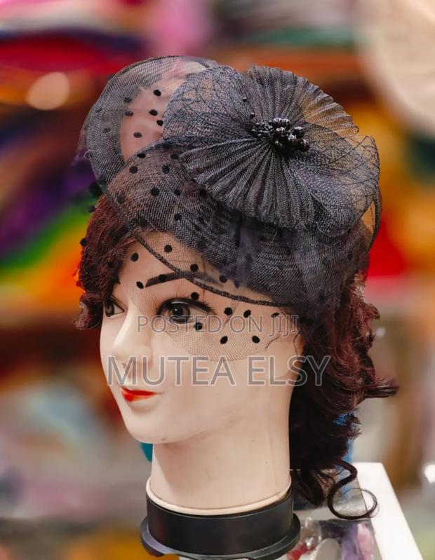 Black Raced Mini Fascinators - thumbnail 2