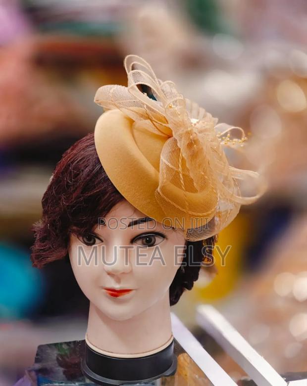 Brawn Laced Mini Fascinators - thumbnail 3