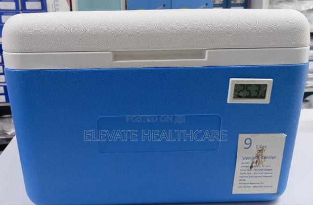 Medical Vaccine Carrier - main view