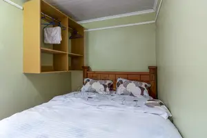 Furnished Bedsitters (Airbnb) At Regen