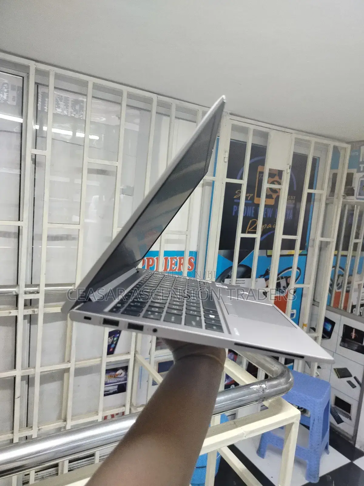 Laptop HP ZBook Firefly 14 G7 32GB Intel Core I7 SSD 512GB