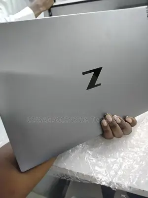 Laptop HP ZBook Firefly 14 G7 32GB Intel Core I7 SSD 512GB