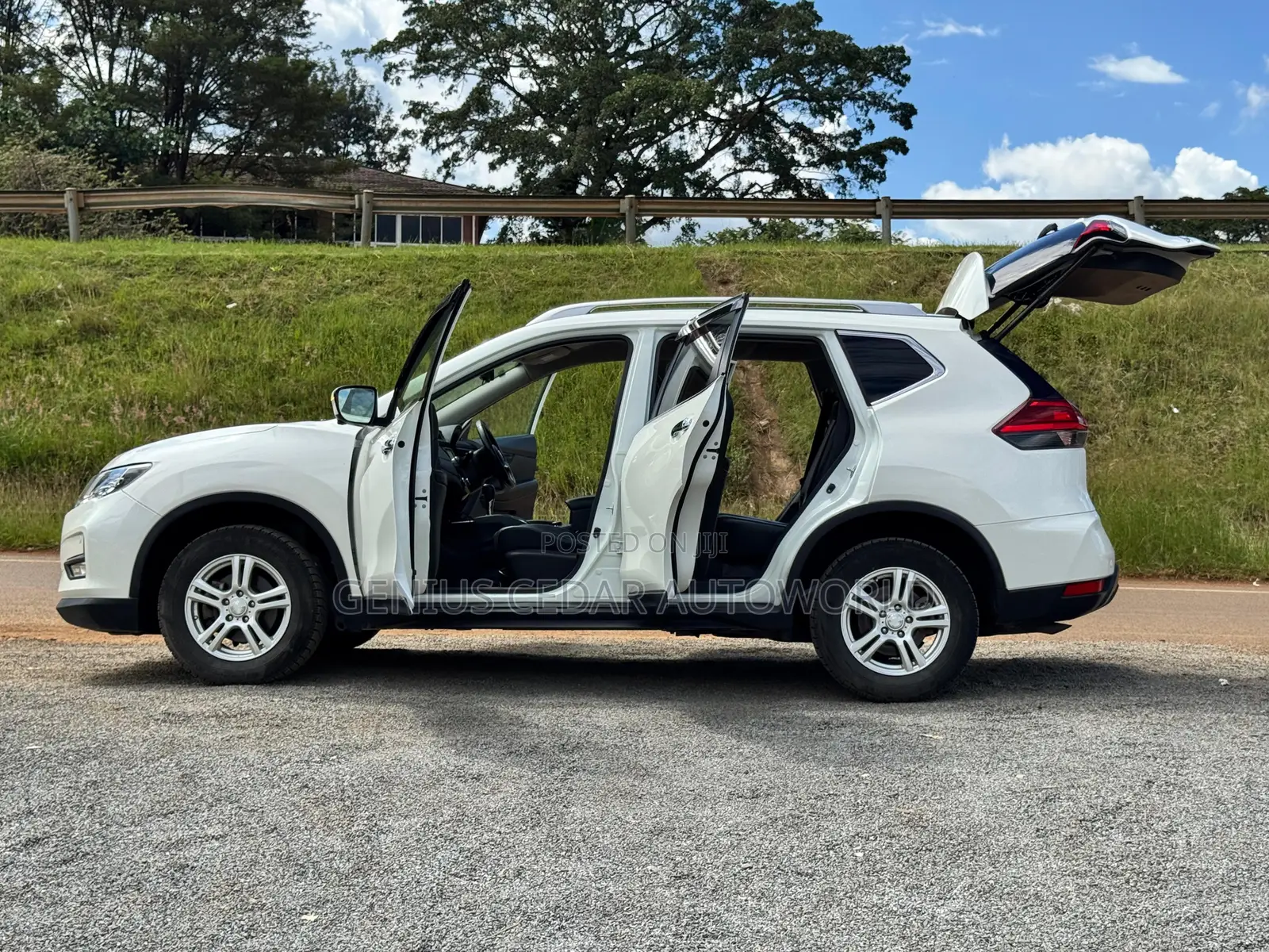 Nissan X-Trail 2019 White