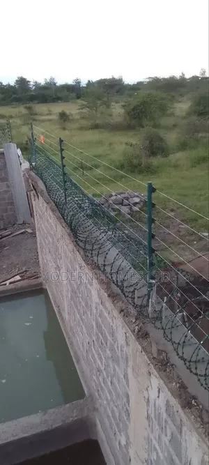 Premium Electric Fencing for Homes Businesses (Safe 24/7)