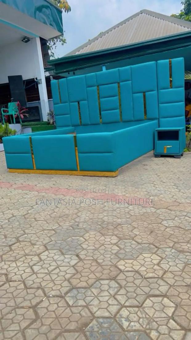 5x6 Stunning Teal Gold Bed + 2 Sideboxes - Payment on Delivery