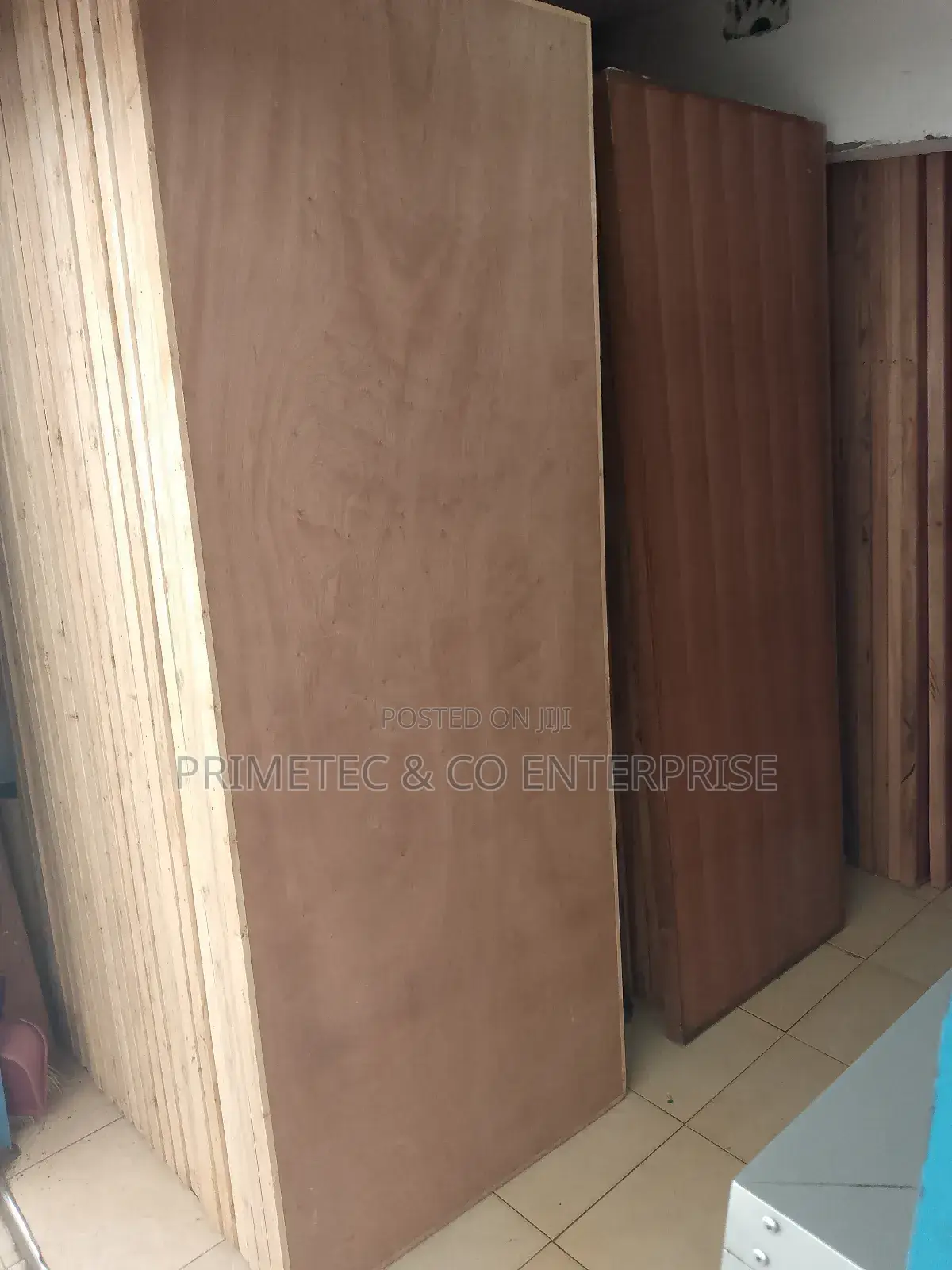 Veneer Flash Door Simi-Solid