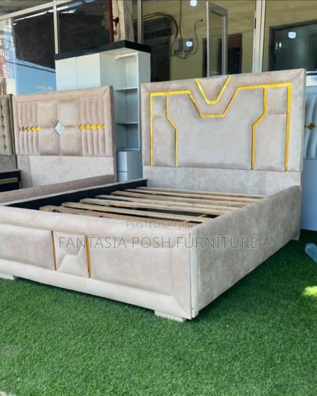 5x6 Elegant Beige Chester Bed - Pay on Delivery