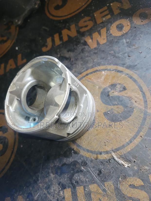 2kd Engine Pistons