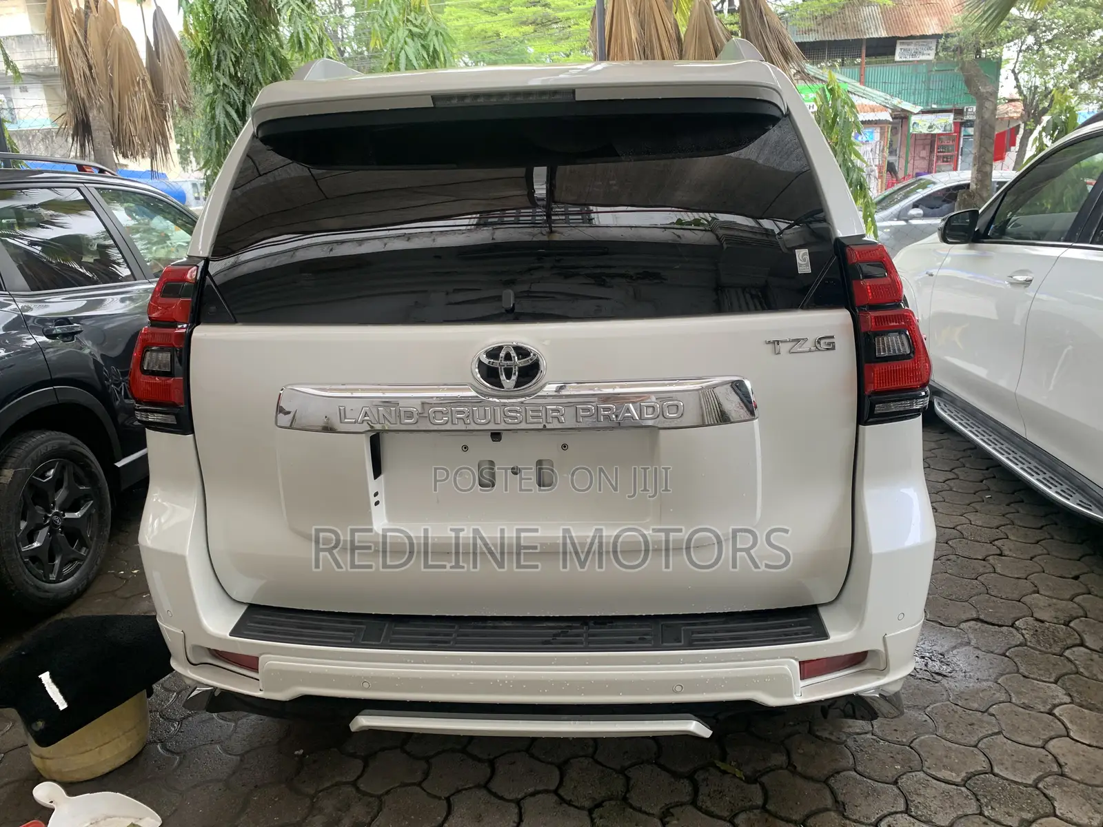Toyota Land Cruiser Prado 2019 White