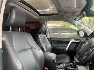 Toyota Land Cruiser Prado 2019 White