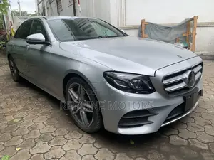 Mercedes-Benz E200 2018 Silver