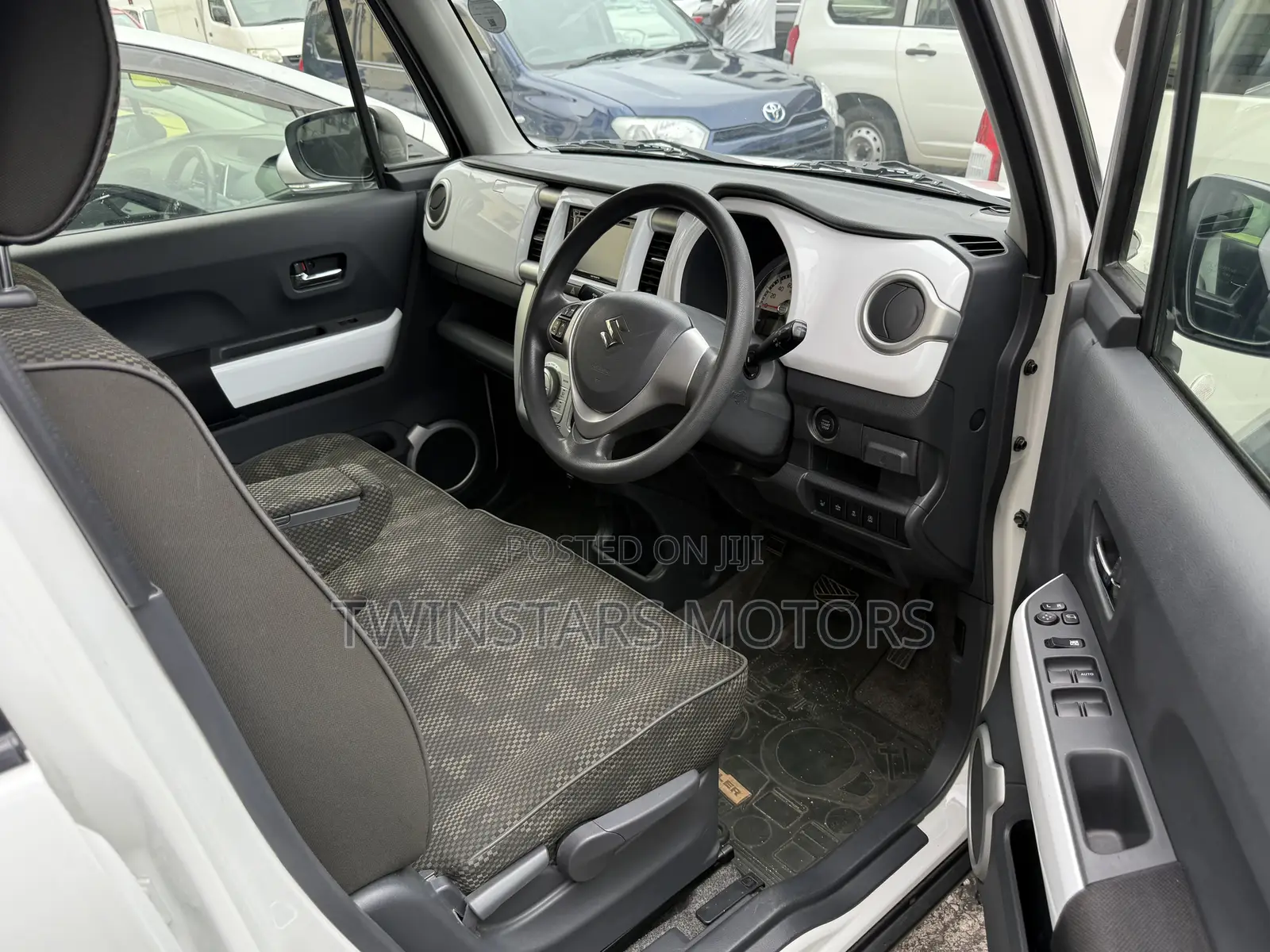 Suzuki Hustler 2019 White
