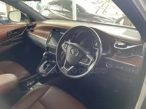 Toyota Harrier 2018 Pearl